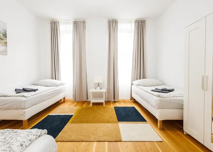 5 Beds 2 Bedrooms In Vienna's Heart *
