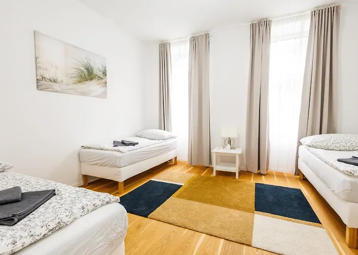 5 Beds 2 Bedrooms In Vienna's Heart Appartement Wenen